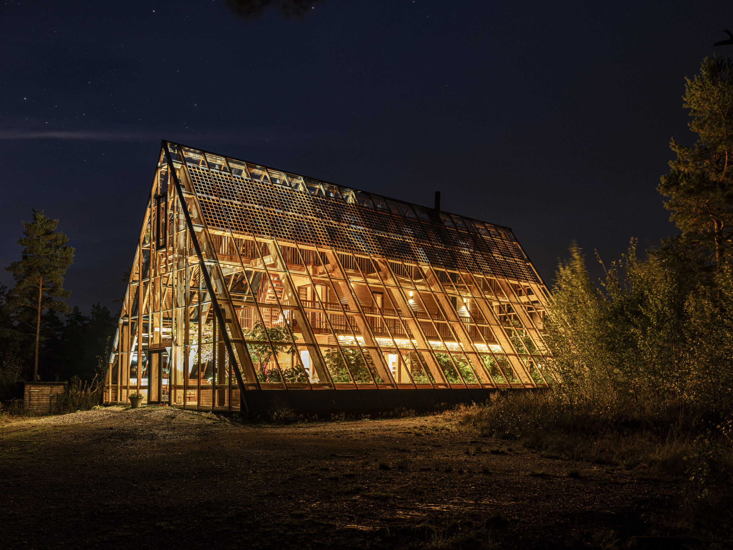 Philip_Liljenberg_Atri_250913_Night_01